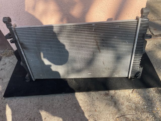 bontott OPEL INSIGNIA Vízhűtő Radiátor (Klímás)