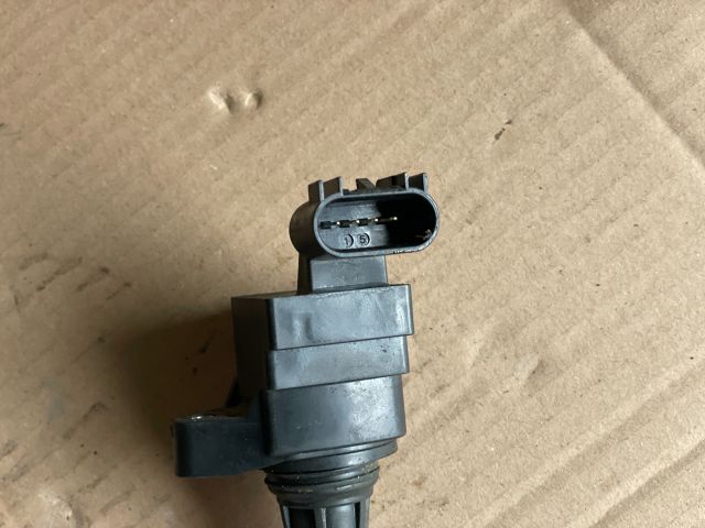 bontott OPEL INSIGNIA Gyújtótrafó