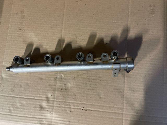 bontott OPEL INSIGNIA Közösnyomócső