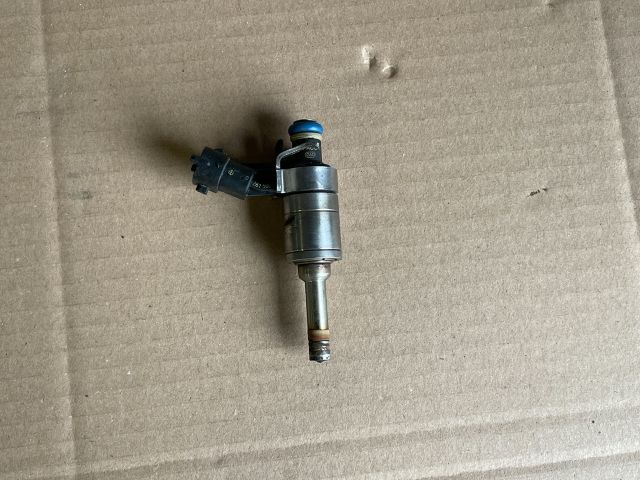 bontott OPEL INSIGNIA Porlasztó (1 db)