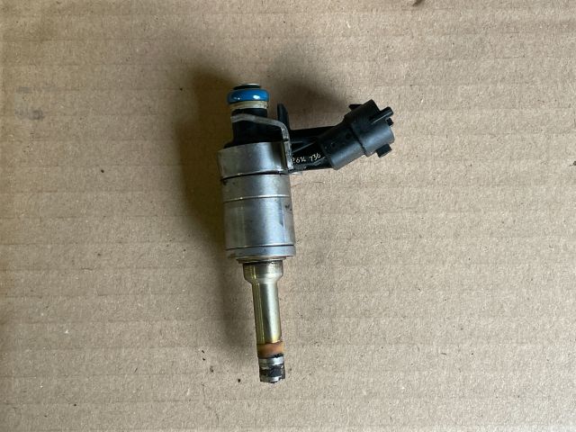 bontott OPEL INSIGNIA Porlasztó (1 db)