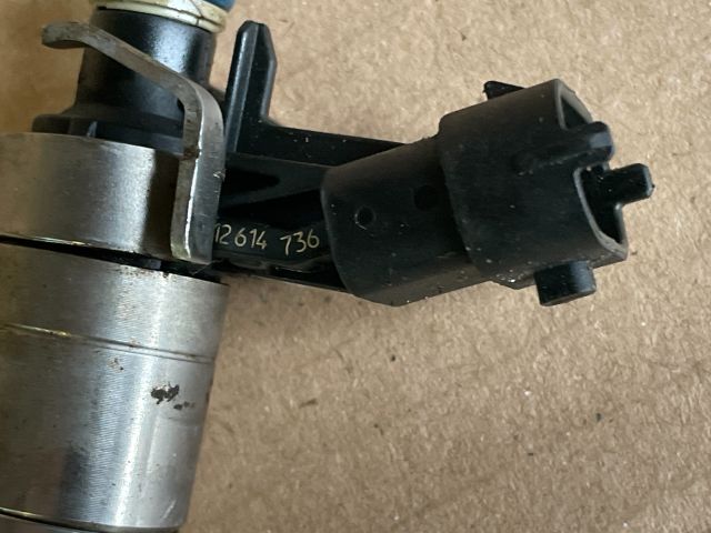 bontott OPEL INSIGNIA Porlasztó (1 db)