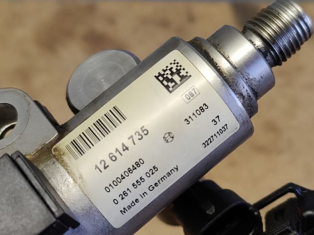 bontott OPEL INSIGNIA Porlasztó Sor / Híd