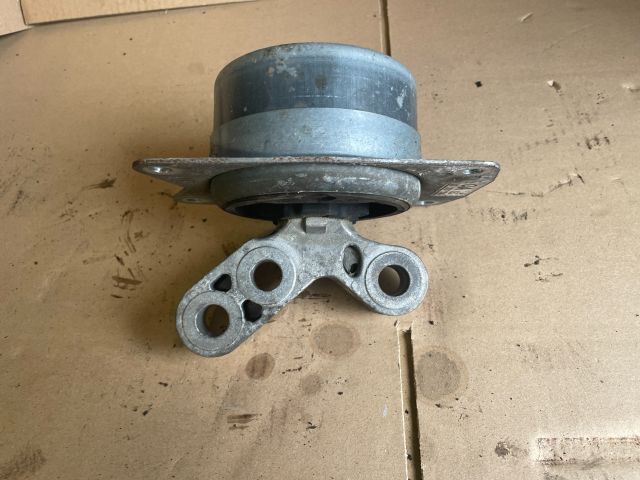 bontott OPEL INSIGNIA Váltó Tartó Bak (Pozíciófüggetlen)