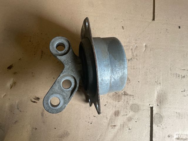 bontott OPEL INSIGNIA Váltó Tartó Bak (Pozíciófüggetlen)