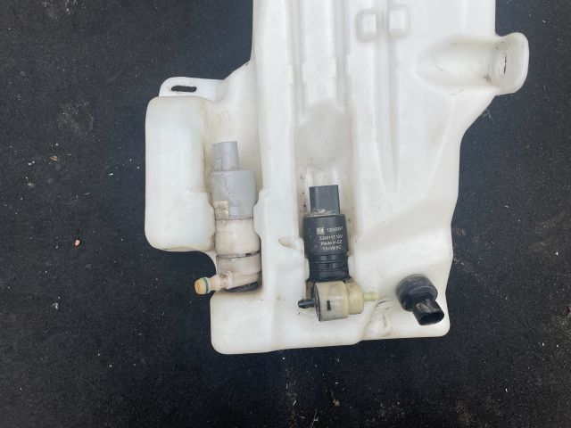 bontott OPEL INSIGNIA Ablakmosó Tartály