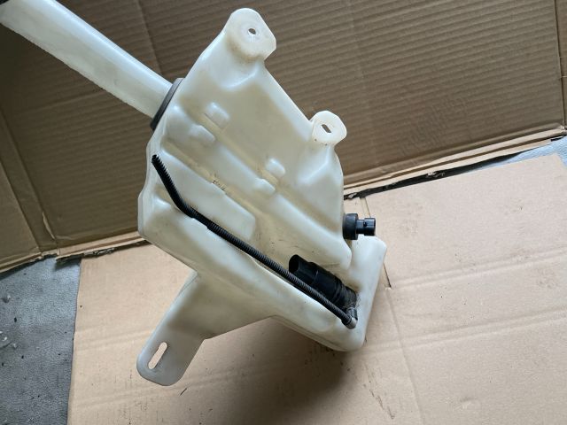 bontott OPEL INSIGNIA Ablakmosó Tartály