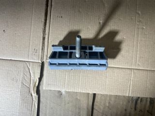 bontott OPEL INSIGNIA Akkumulátor Leszorító