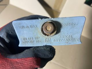 bontott OPEL INSIGNIA Akkumulátor Leszorító