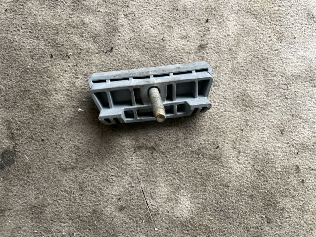 bontott OPEL INSIGNIA Akkumulátor Leszorító