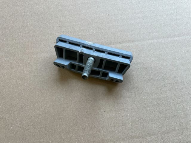 bontott OPEL INSIGNIA Akkumulátor Leszorító