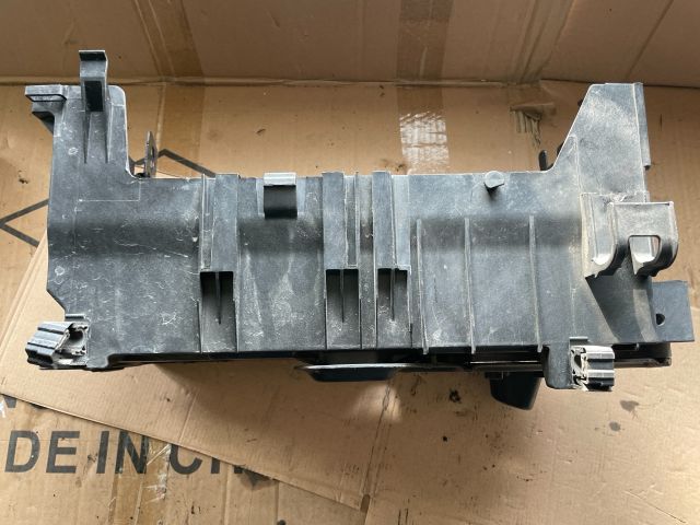 bontott OPEL INSIGNIA Akkumulátor Tartó