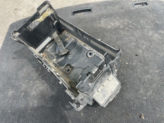 bontott OPEL INSIGNIA Akkumulátor Tartó