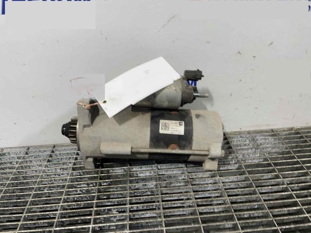 bontott OPEL INSIGNIA B Önindító