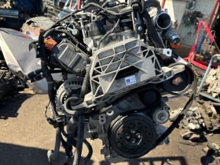 bontott OPEL INSIGNIA B Komplett Motor (Segédberendezésekkel)