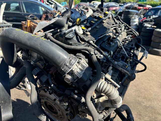 bontott OPEL INSIGNIA B Komplett Motor (Segédberendezésekkel)