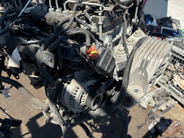 bontott OPEL INSIGNIA B Komplett Motor (Segédberendezésekkel)