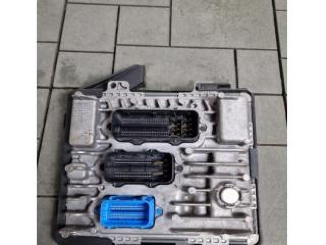 bontott OPEL INSIGNIA B Motorvezérlő