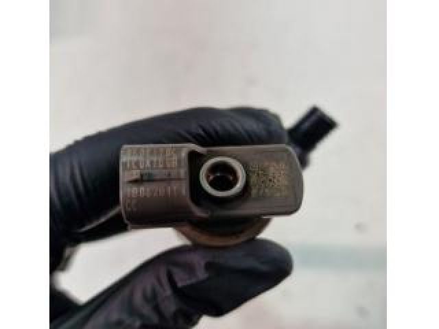 bontott OPEL INSIGNIA B Porlasztó (1 db)