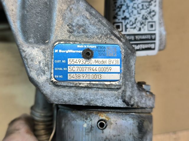 bontott OPEL INSIGNIA B Turbó