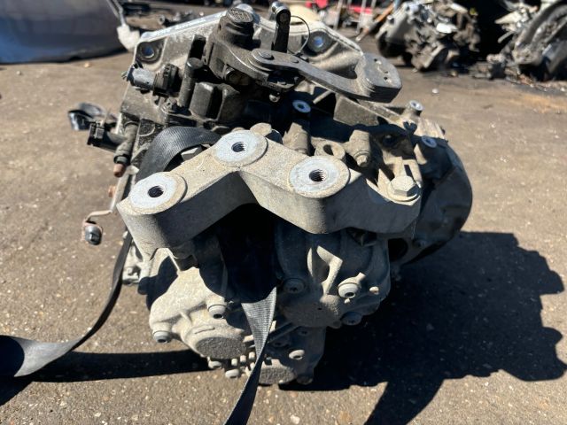 bontott OPEL INSIGNIA B Váltó (Mechanikus)