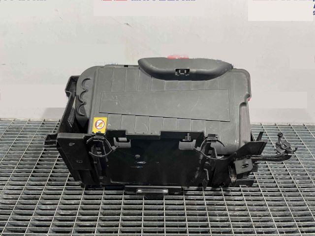 bontott OPEL INSIGNIA B Akkumulátor Tartó