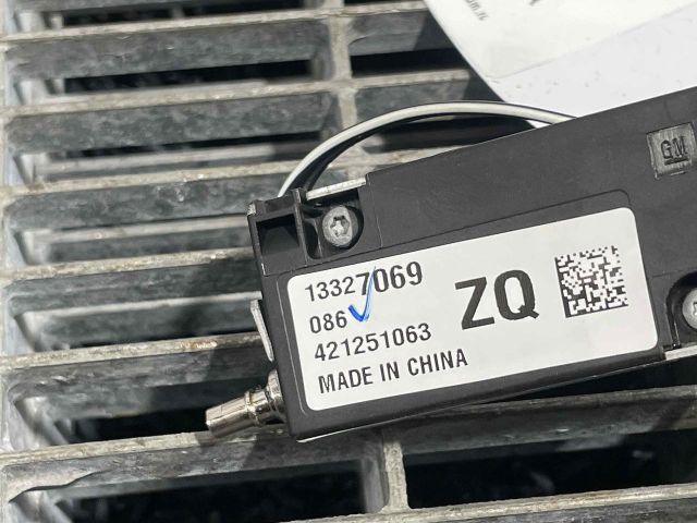 bontott OPEL INSIGNIA B Antenna Erősítő