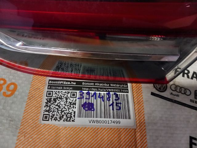 bontott OPEL INSIGNIA B Bal Belső Hátsó Lámpa