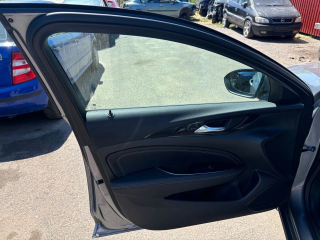 bontott OPEL INSIGNIA B Bal első Ajtó (Részeivel)