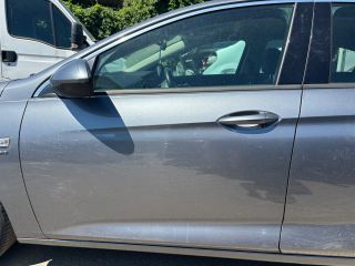 bontott OPEL INSIGNIA B Bal első Ajtó (Részeivel)