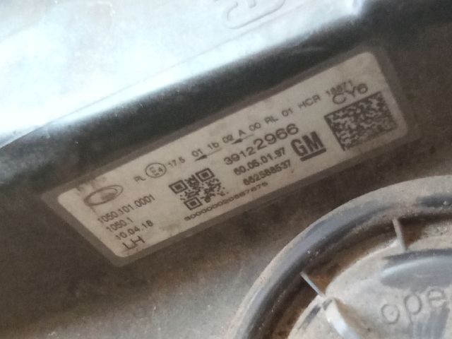 bontott OPEL INSIGNIA B Bal Fényszóró