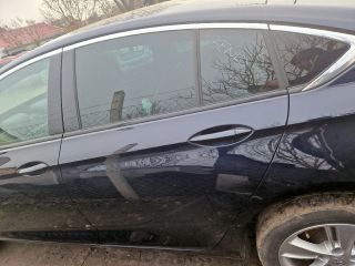 bontott OPEL INSIGNIA B Bal hátsó Ajtó (Részeivel)