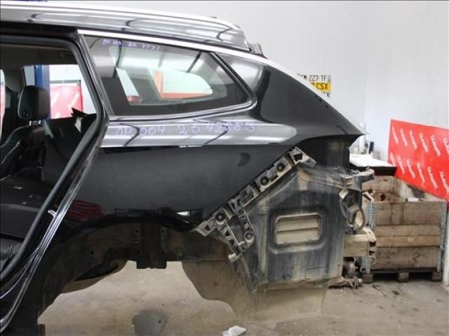 bontott OPEL INSIGNIA B Bal hátsó Sárvédő