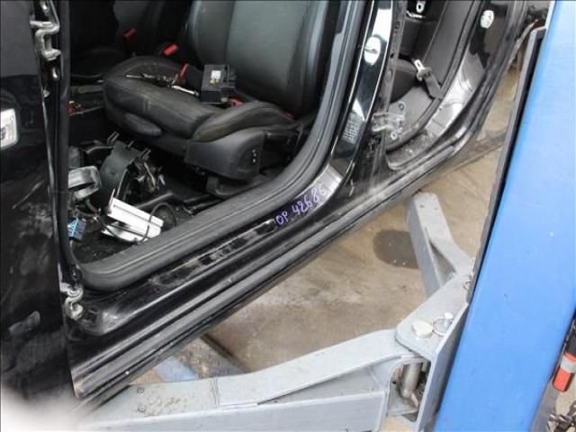 bontott OPEL INSIGNIA B Bal Küszöb