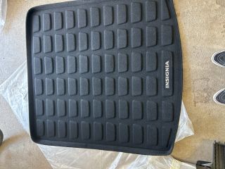 bontott OPEL INSIGNIA B Csomagtér Tálca