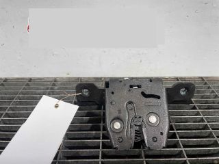 bontott OPEL INSIGNIA B Csomagtérajtó Ütköző