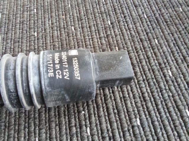 bontott OPEL INSIGNIA B Első Ablakmosó Szivattyú