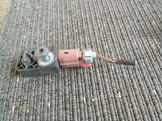 bontott OPEL INSIGNIA B Első Középső Ütközés Érzékelő (Homlokfalon)