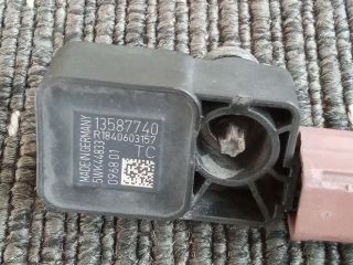 bontott OPEL INSIGNIA B Első Középső Ütközés Érzékelő (Homlokfalon)