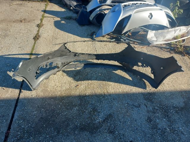 bontott OPEL INSIGNIA B Első Lökhárító (Üresen)