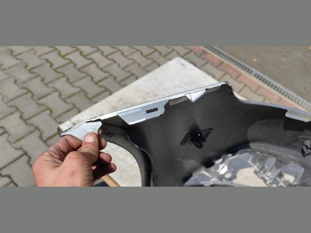 bontott OPEL INSIGNIA B Első Lökhárító (Üresen)