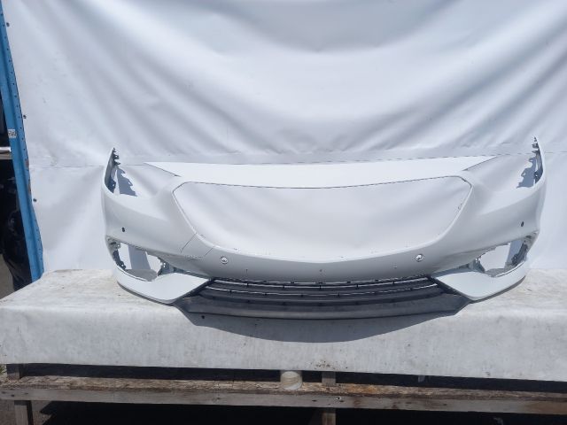 bontott OPEL INSIGNIA B Első Lökhárító (Üresen)