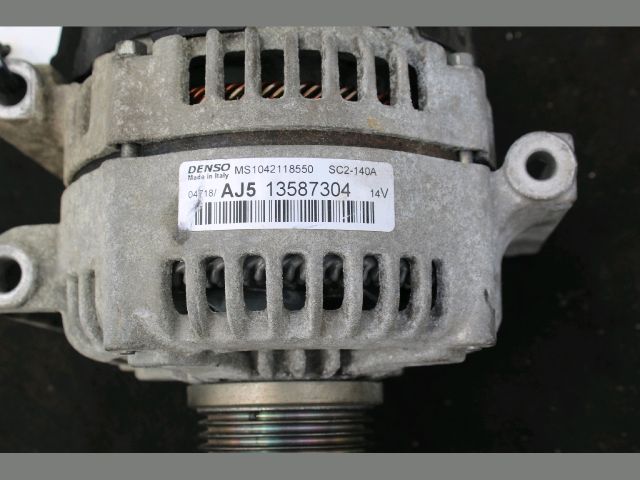 bontott OPEL INSIGNIA B Generátor