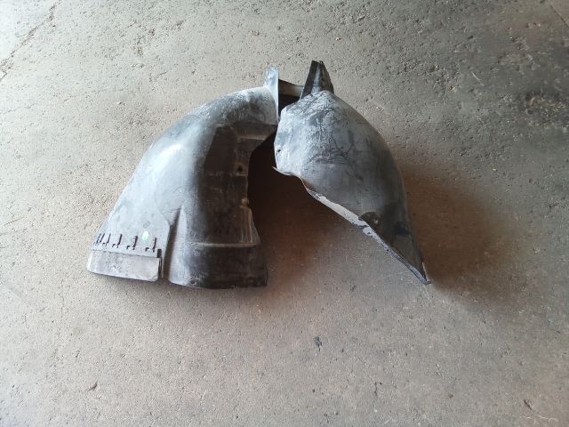 bontott OPEL INSIGNIA B Jobb első Dobbetét (Kerékjárati, Műanyag)