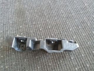 bontott OPEL INSIGNIA B Jobb első Oldal Lökhárító Tartó (Műanyag)