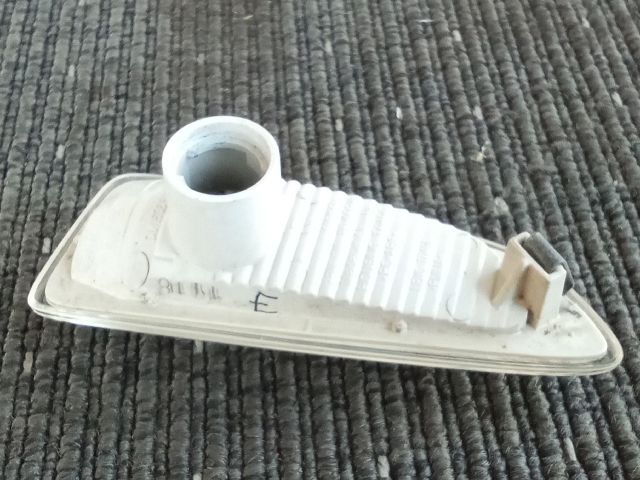 bontott OPEL INSIGNIA B Jobb első Sárvédő Irányjelző