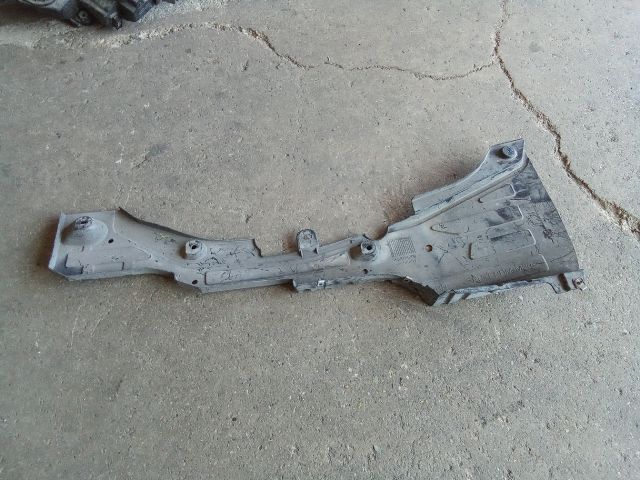 bontott OPEL INSIGNIA B Jobb Fenéklemez