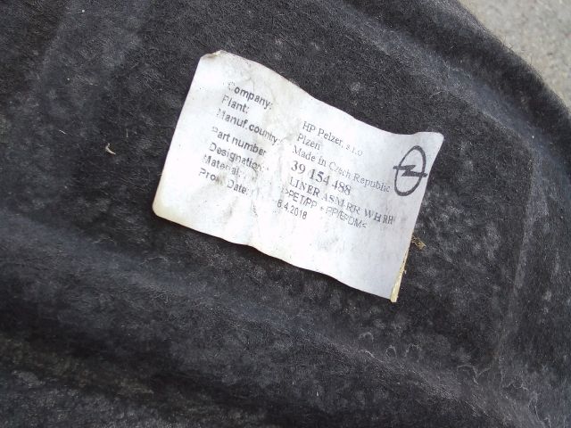 bontott OPEL INSIGNIA B Jobb hátsó Dobbetét (Kerékjárati, Műanyag)