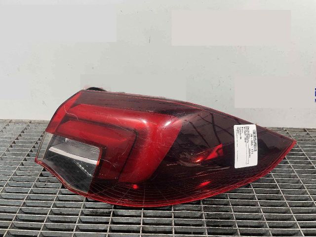 bontott OPEL INSIGNIA B Jobb Hátsó Lámpa