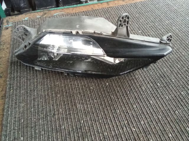 bontott OPEL INSIGNIA B Jobb Ködfényszóró